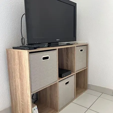 Apartamento Le Studio 36 A Nimes, Wifi, Balcon Nimes