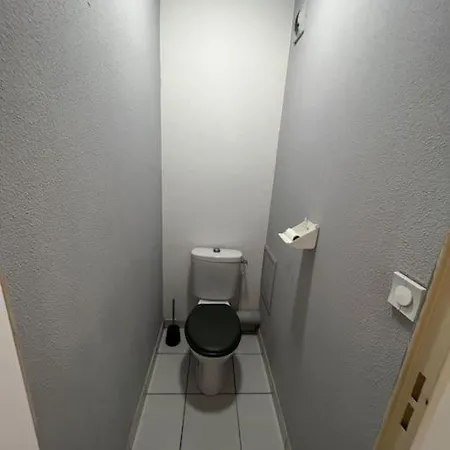 Le Studio 36 A Nimes, Wifi, Balcon Apartamento *