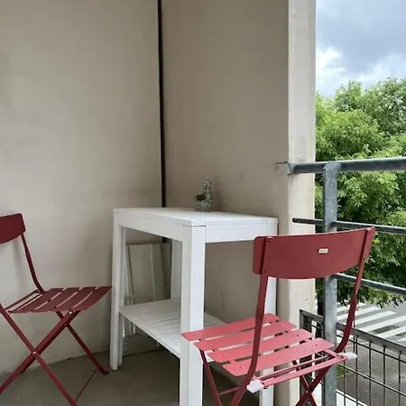 Le Studio 36 A Nimes, Wifi, Balcon ニーム